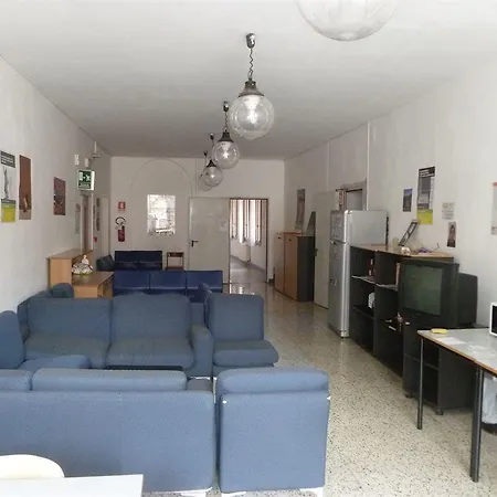 Hostal Hostel Biennale
