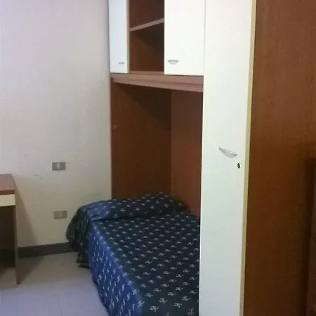 Hostal Hostel Biennale *